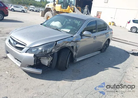 2011 Subaru Legacy 2.5I Limited из США, поврежденный, VIN 4S3BMBL67B3263161